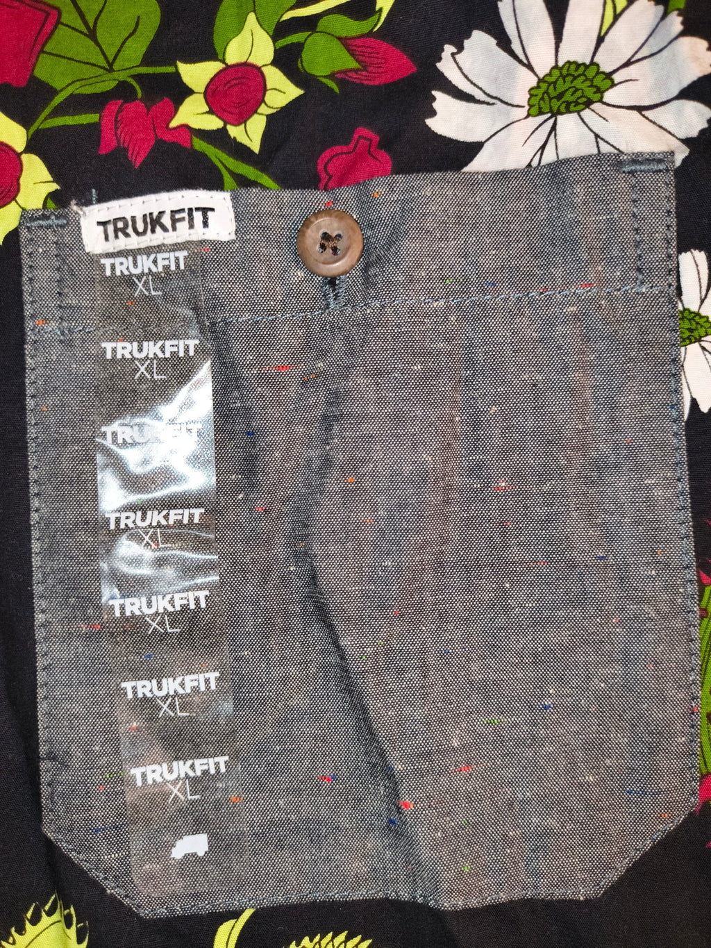 Trukfit NWT Botanical Venus Flytrap Graphic Long Sleeve Shirt - Men's Size XL (NWT)