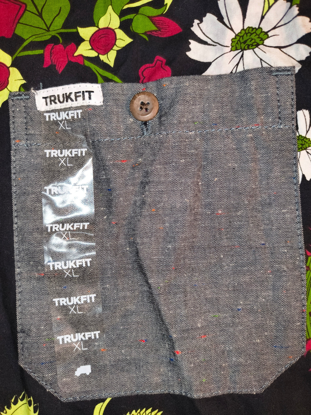 Trukfit NWT Botanical Venus Flytrap Graphic Long Sleeve Shirt - Men's Size XL (NWT)
