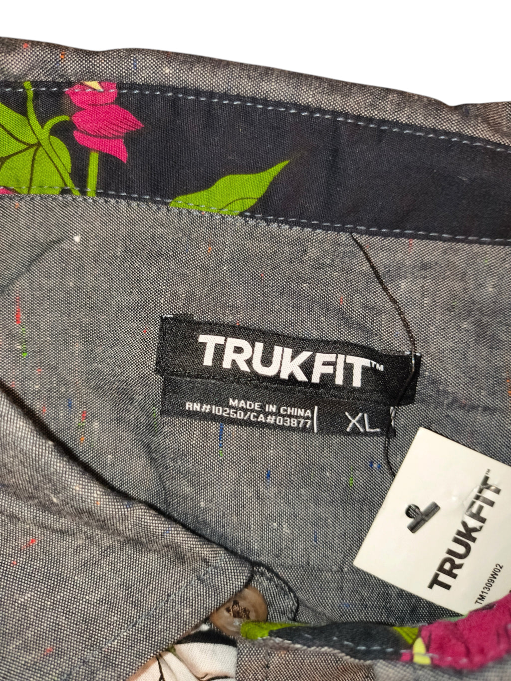 Trukfit NWT Botanical Venus Flytrap Graphic Long Sleeve Shirt - Men's Size XL (NWT)