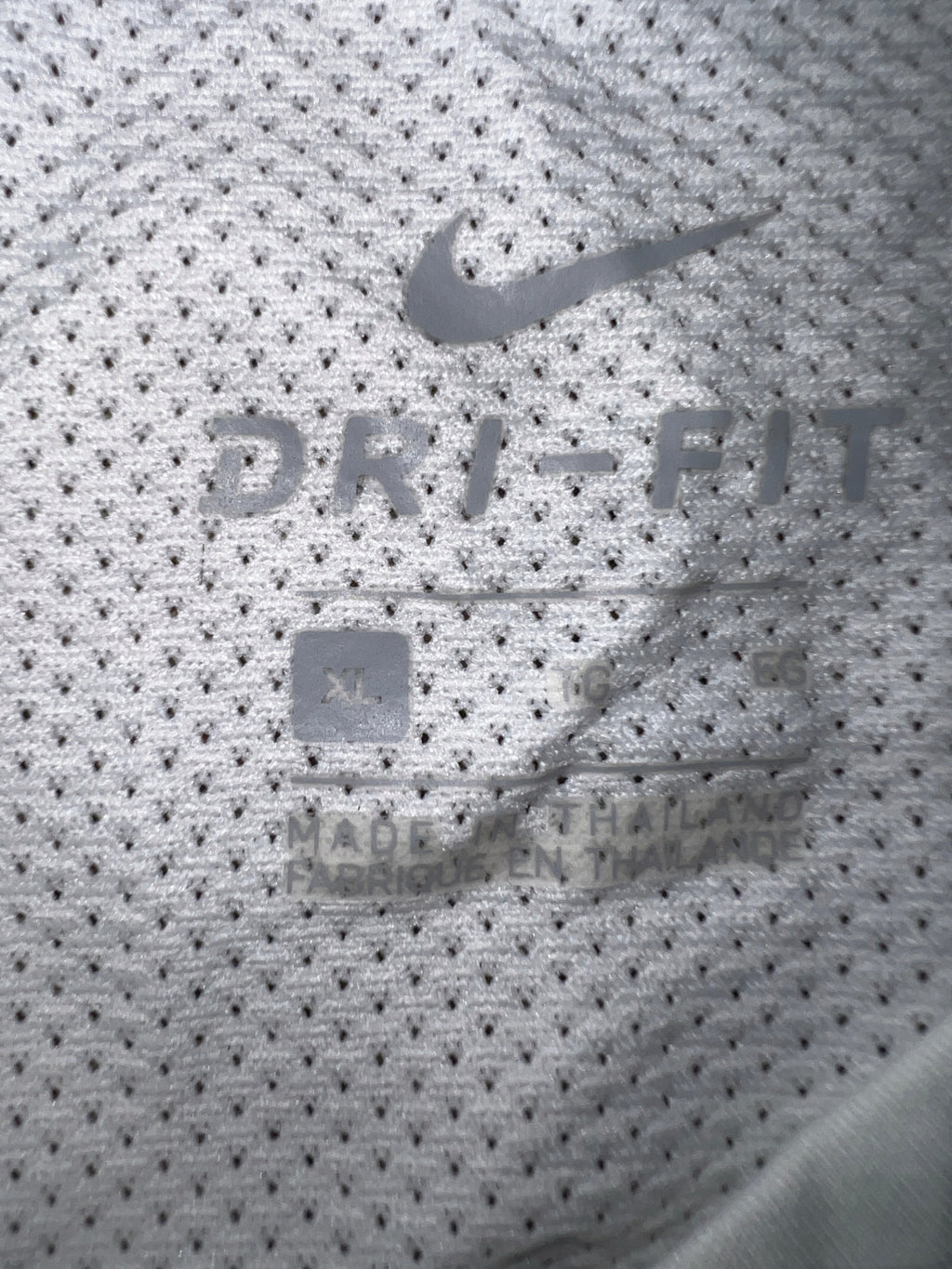 Nike Running Dri-Fit White Halftone Swoosh Graphic T-Shirt XL