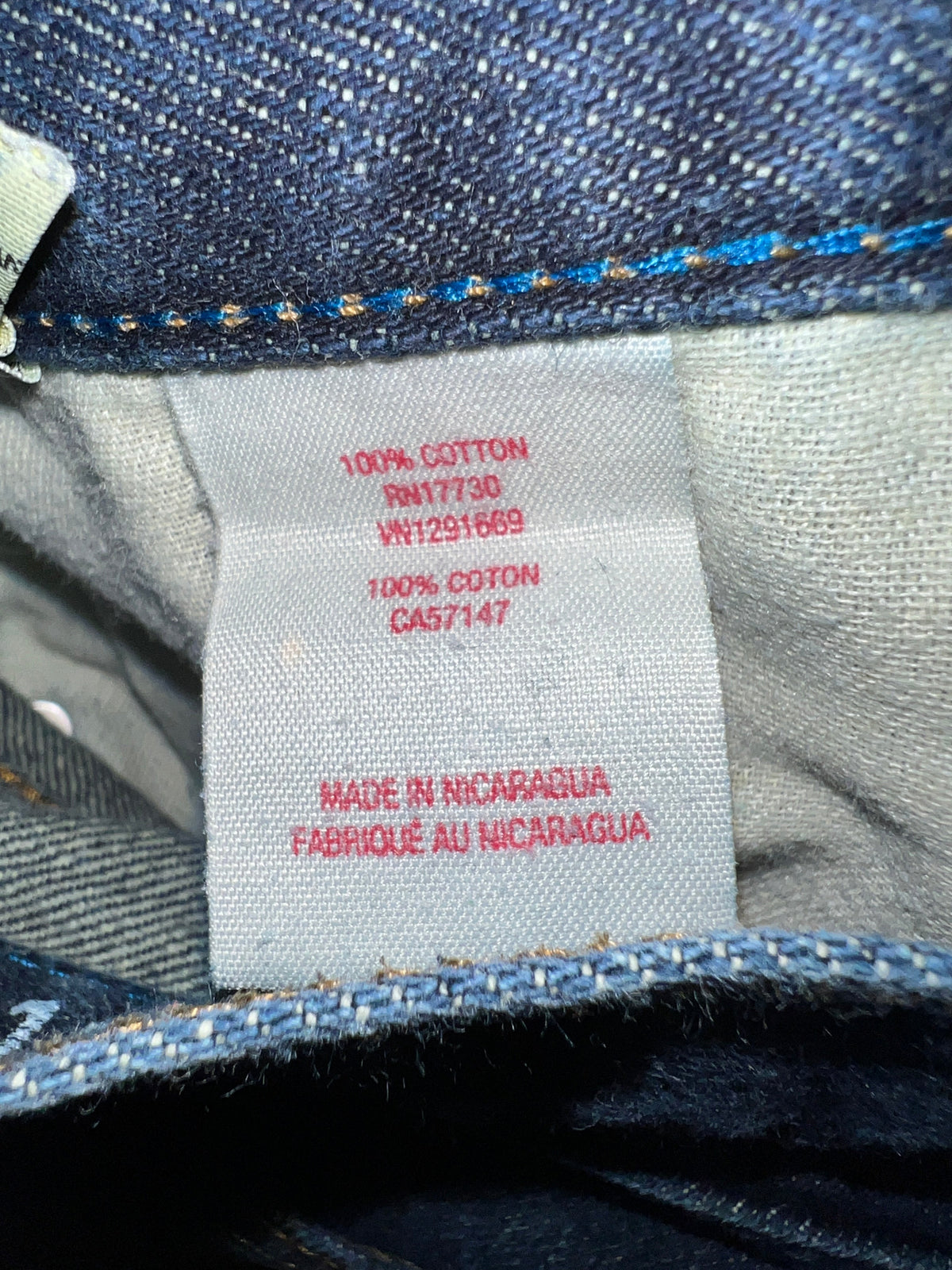 Mossimo Supply Co Straight Fit Dark Wash Raw Hem Blue Jeans 32x30