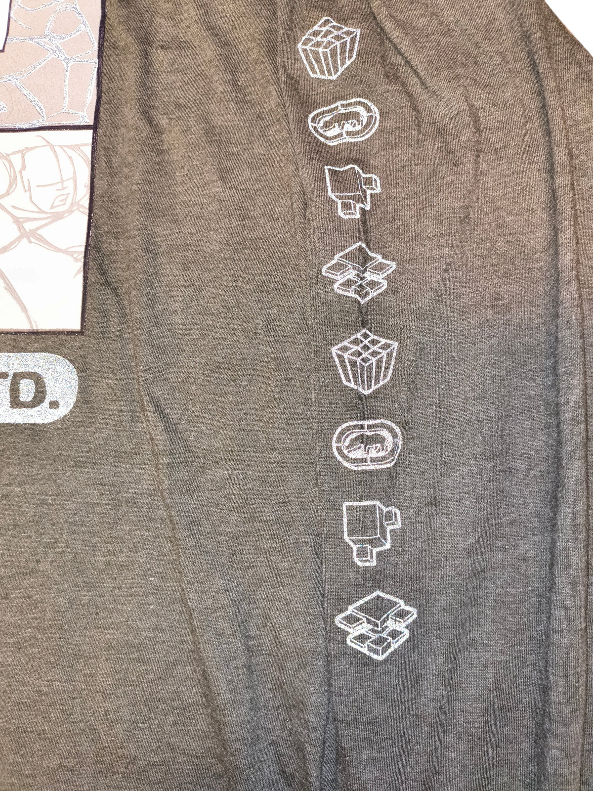 Awsum Thrift Ecko Unltd heather gray long sleeve shirt featuring white graphic emblem prints on the left sleeve