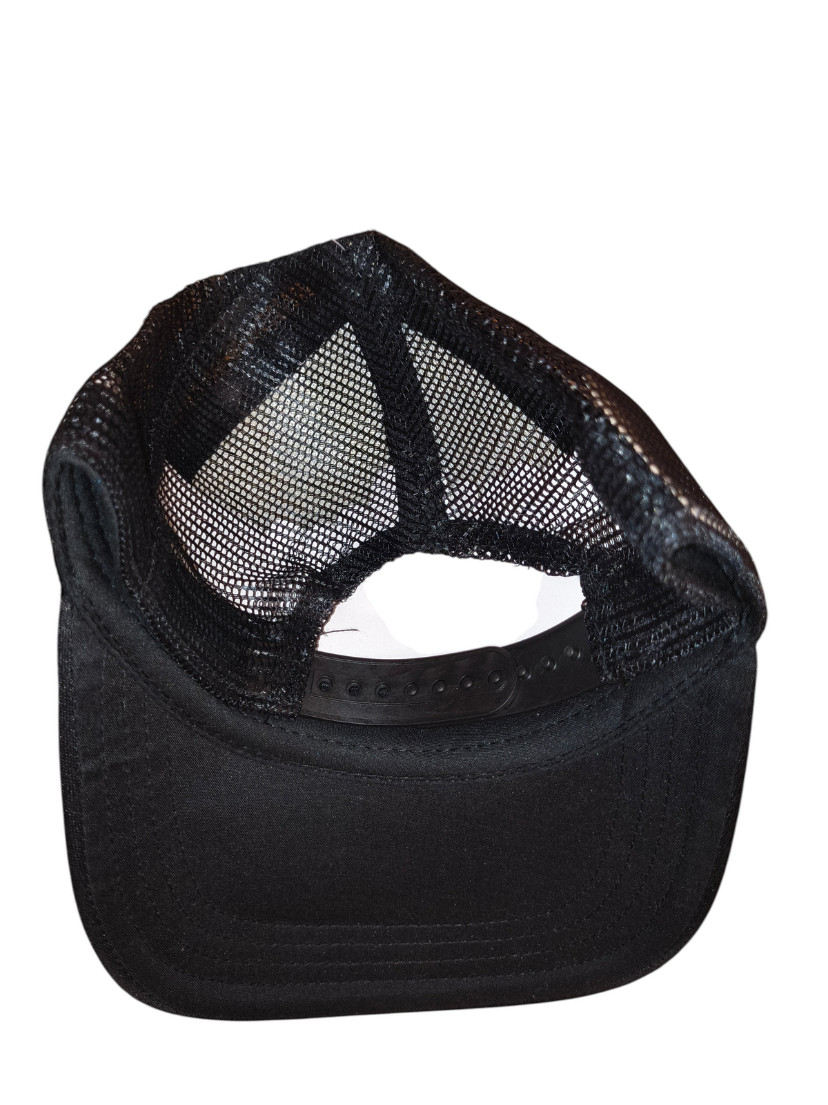 No Boundaries Pineapple Chevron Trucker Hat - One Size (NWT)