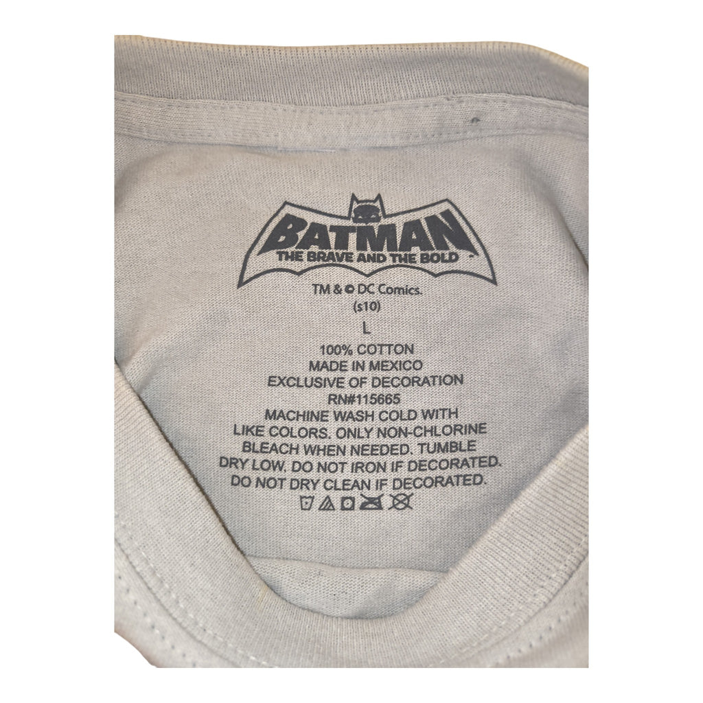Batman The Brave And The Bold Men's Large Team Graphic Tee Shirt (NWT)